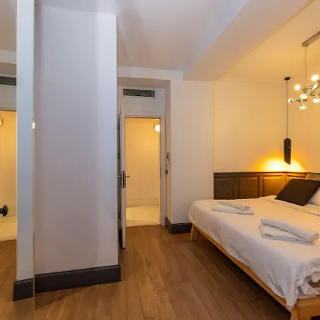 Pera Line Cihangir Hotel 3*