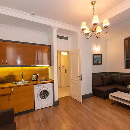 Pera Line Cihangir 3*