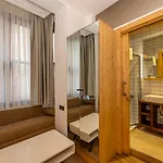 Hotel Pera Line Cihangir 3*