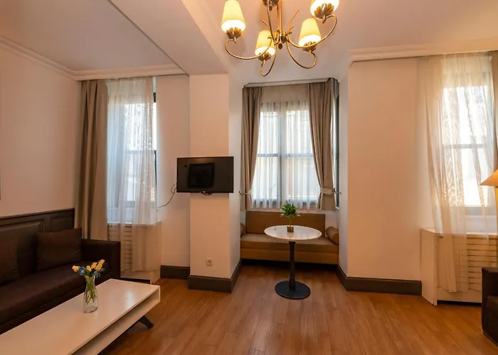 Hotel Pera Line Cihangir 3*