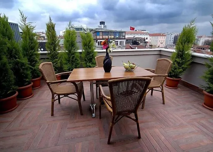 Hotel Pera Line Cihangir 3*